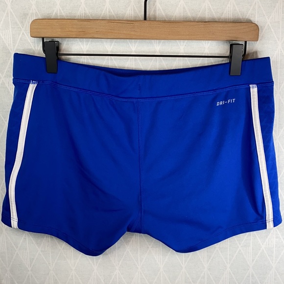 Nike Tempo Running Short - Picture 4 of 8
